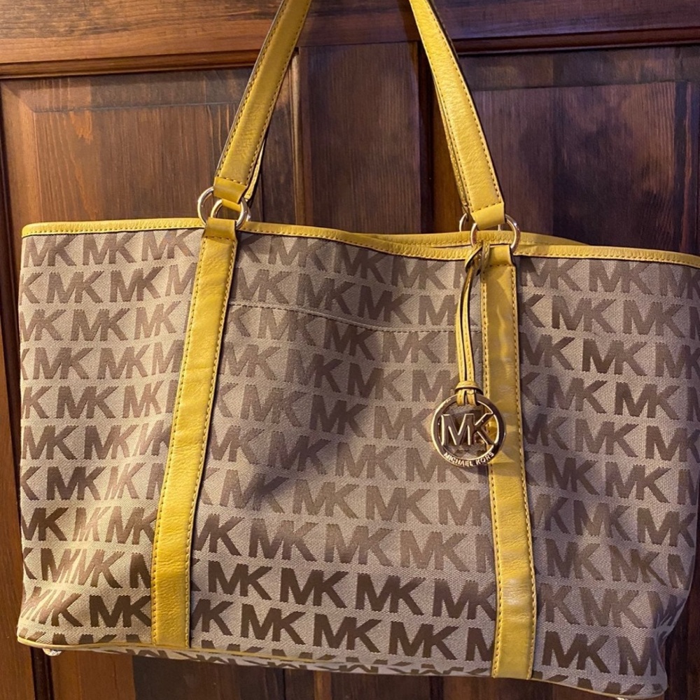 Authentic Michael Kors Yellow Tote bag with Gold tone & MK logo